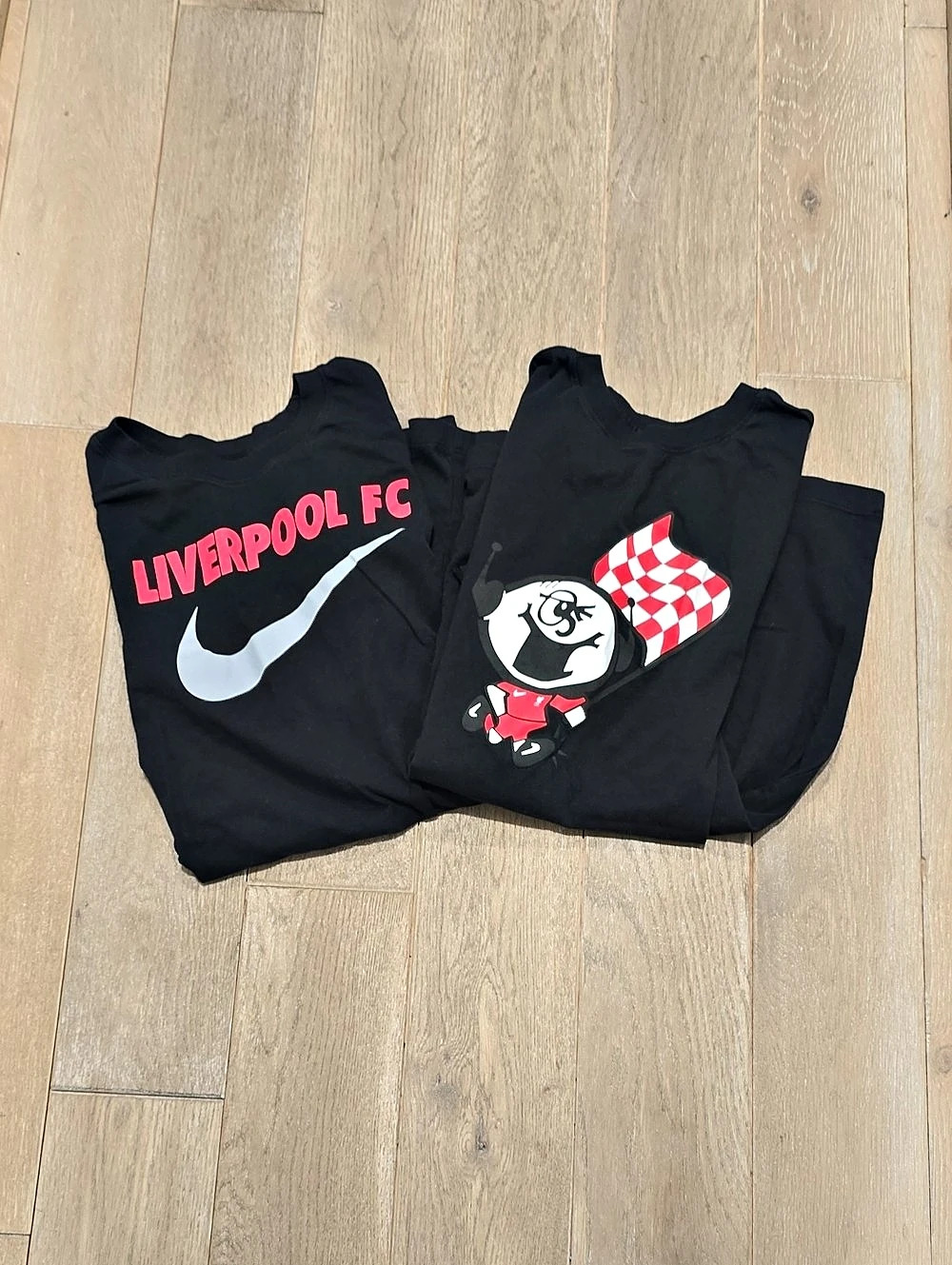 Nike Men's Athletic MEDIUM T Shirts Black & Red LIVERPOOL FC